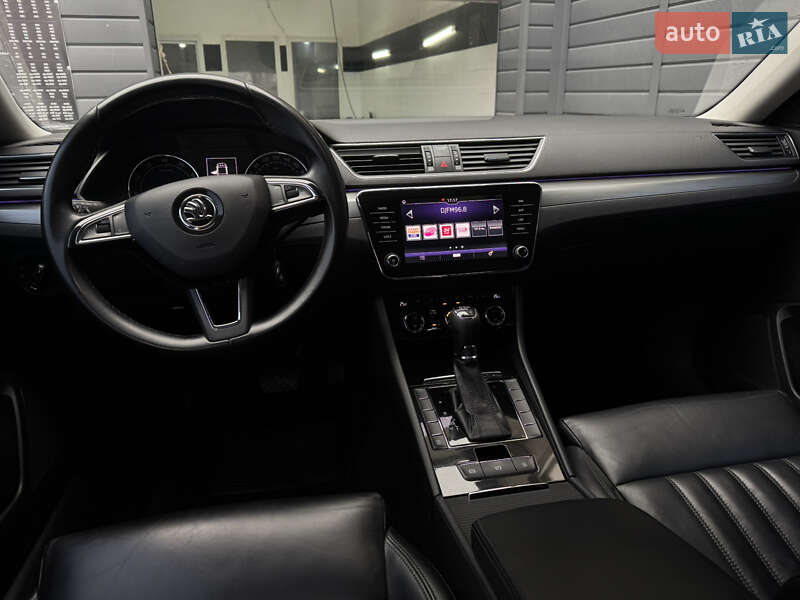 Лифтбек Skoda Superb 2018 в Киеве