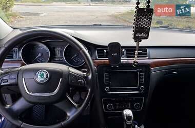 Лифтбек Skoda Superb 2009 в 