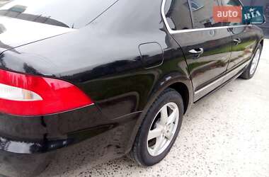 Лифтбек Skoda Superb 2009 в 