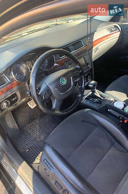 Лифтбек Skoda Superb 2010 в 