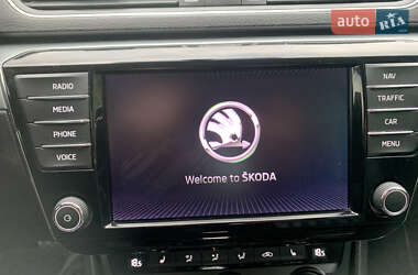 Лифтбек Skoda Superb 2017 в 