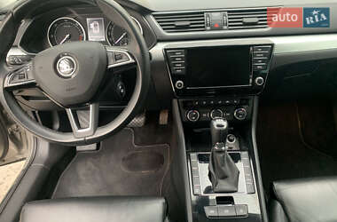 Лифтбек Skoda Superb 2017 в 