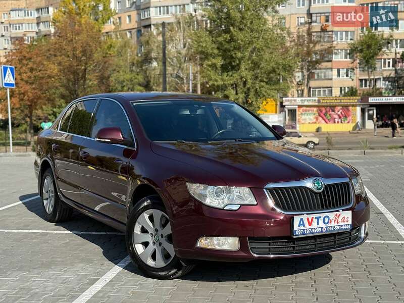 Skoda Superb 2012