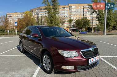 Лифтбек Skoda Superb 2012 в 