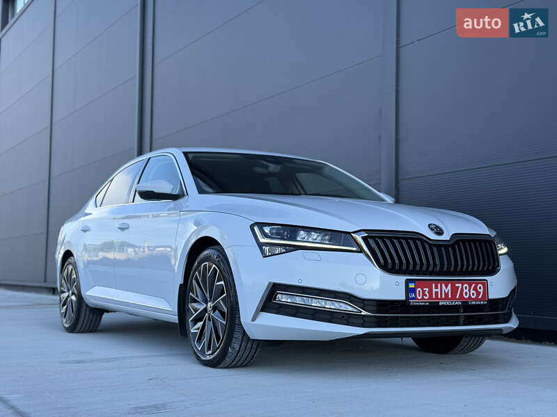 Лифтбек Skoda Superb 2023 в Броварах