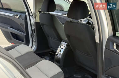 Лифтбек Skoda Superb 2012 в 