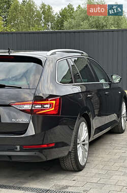 Универсал Skoda Superb 2017 в 