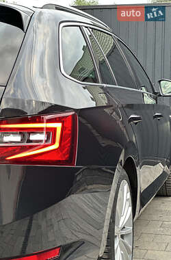 Универсал Skoda Superb 2017 в 