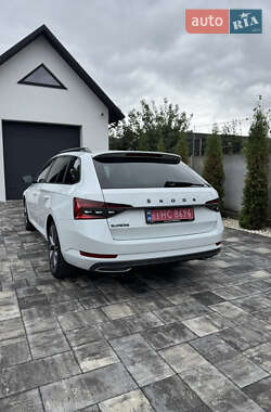 Универсал Skoda Superb 2021 в 