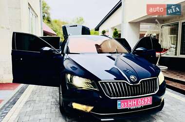 Универсал Skoda Superb 2018 в 