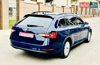 Универсал Skoda Superb 2018 в 