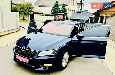 Универсал Skoda Superb 2018 в 