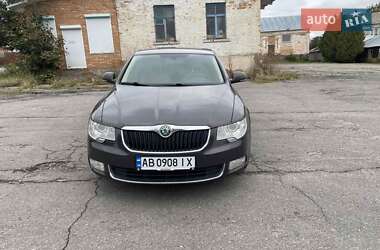 Лифтбек Skoda Superb 2011 в 
