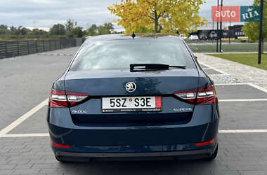 Лифтбек Skoda Superb 2017 в 