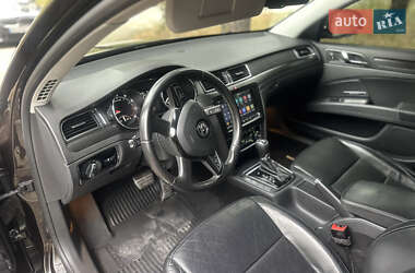 Лифтбек Skoda Superb 2014 в 
