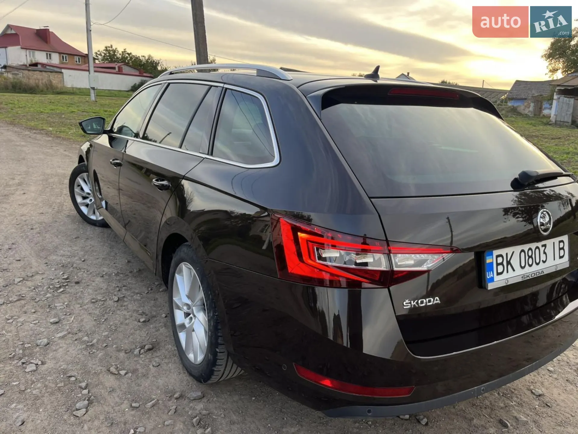 2017 Skoda Superb - мініатюра 10