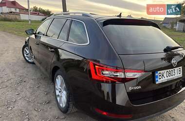 Универсал Skoda Superb 2017 в 