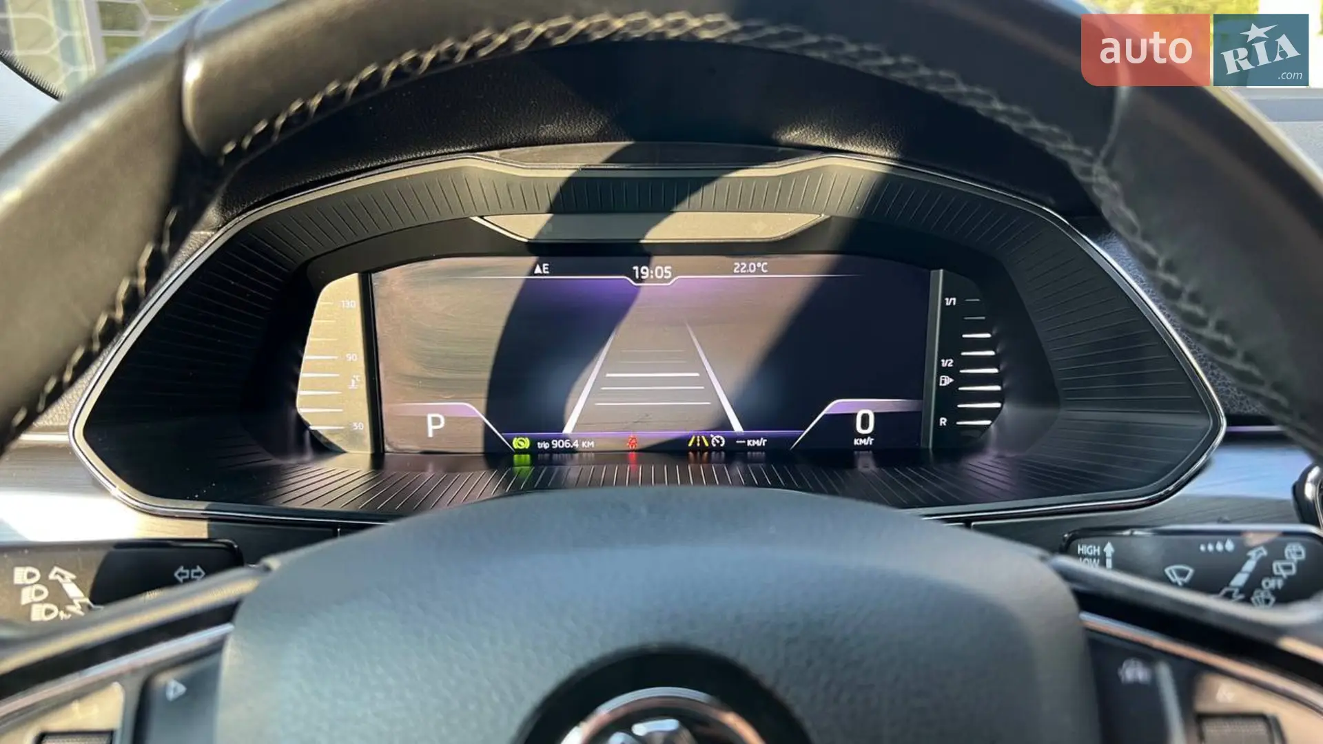 2019 Skoda Superb - мініатюра 19