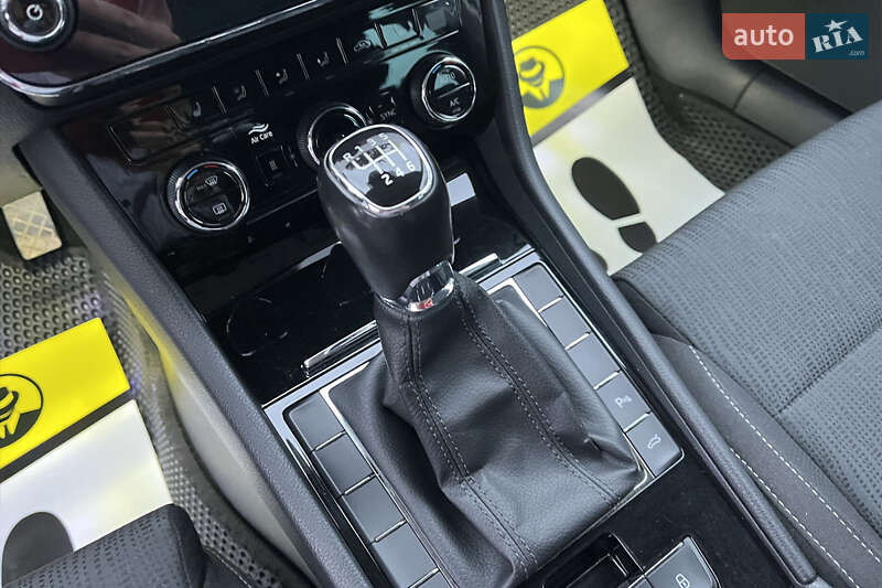 Универсал Skoda Superb 2019 в Коломые