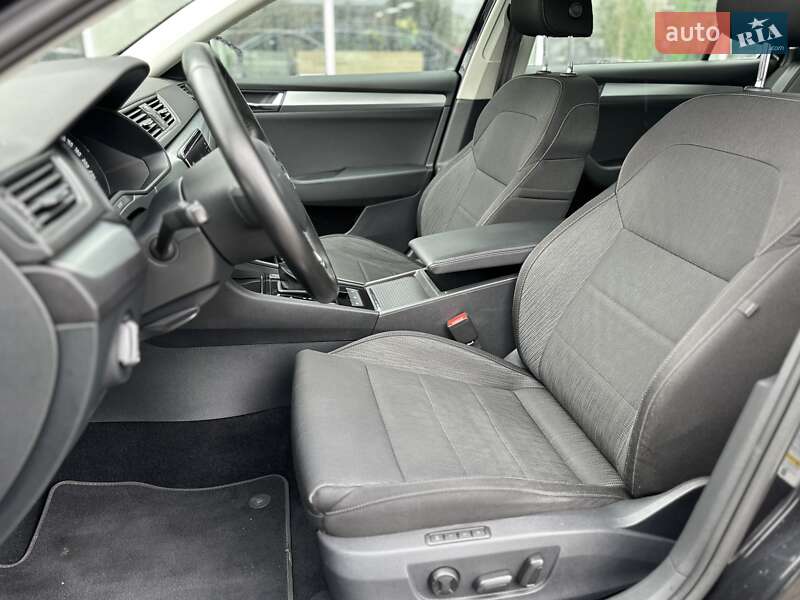 Универсал Skoda Superb 2017 в Киеве фото 14 Универсал Skoda Superb 2017 в Киеве
