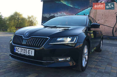 Универсал Skoda Superb 2017 в 