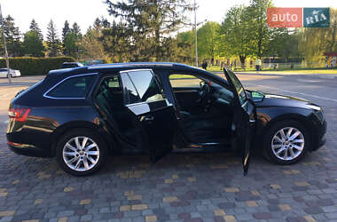 Универсал Skoda Superb 2017 в 