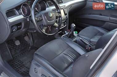 Лифтбек Skoda Superb 2011 в 