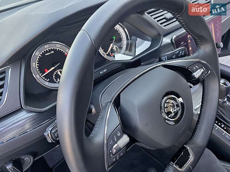 Лифтбек Skoda Superb 2021 в Кропивницком