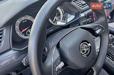 Лифтбек Skoda Superb 2021 в 