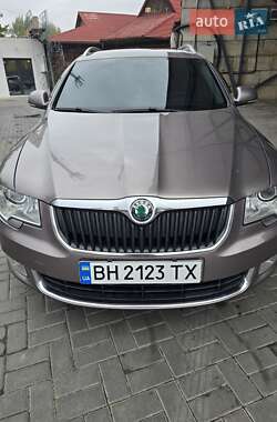 Универсал Skoda Superb 2012 в Николаеве