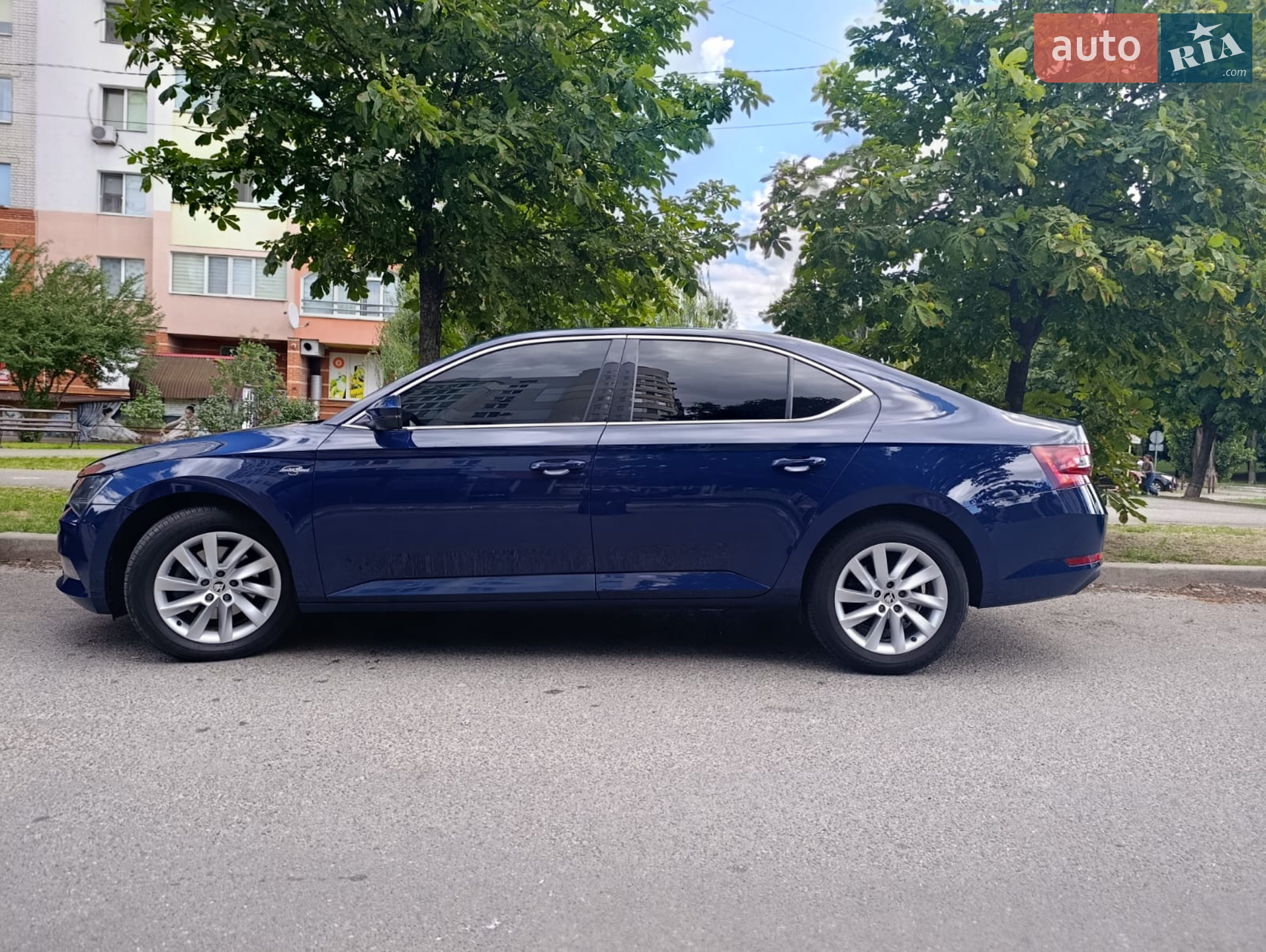 2016 Skoda Superb - мініатюра 4