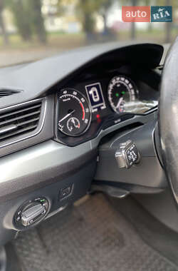Универсал Skoda Superb 2015 в 