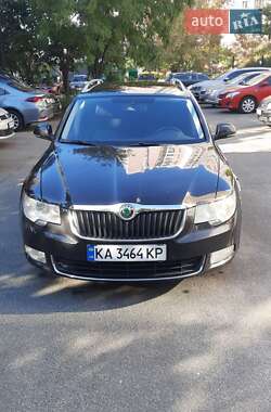 Универсал Skoda Superb 2011 в Киеве