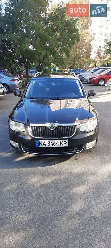 Skoda Superb 2011