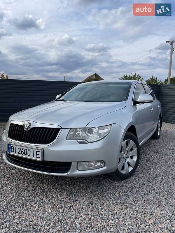 Лифтбек Skoda Superb 2012 в Миргороде