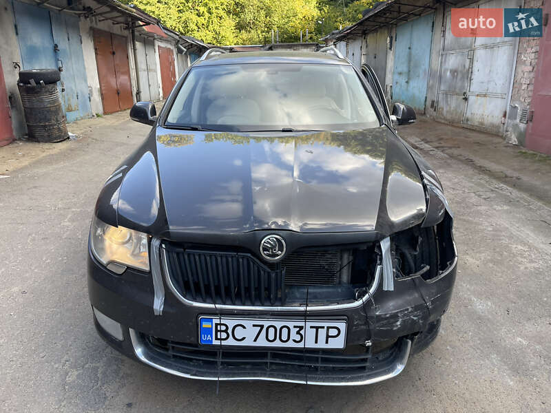 Универсал Skoda Superb 2011 в Львове фото 3 Универсал Skoda Superb 2011 в Львове
