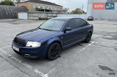 Лифтбек Skoda Superb 2002 в Кропивницком