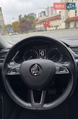Лифтбек Skoda Superb 2016 в 