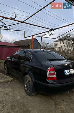 Лифтбек Skoda Superb 2006 в 