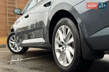 Лифтбек Skoda Superb 2020 в 