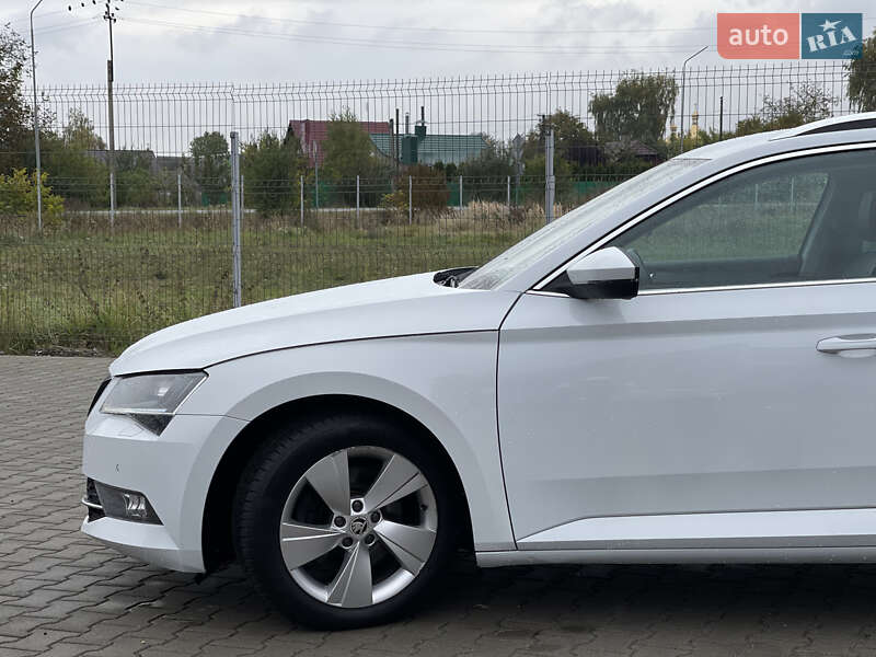 Универсал Skoda Superb 2016 в Нововолынске фото 7 Универсал Skoda Superb 2016 в Нововолынске