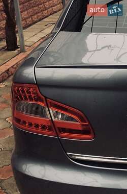Лифтбек Skoda Superb 2011 в 