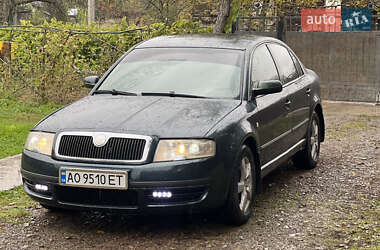 Лифтбек Skoda Superb 2003 в Беловарцах