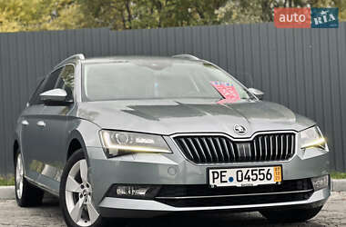 Универсал Skoda Superb 2018 в 