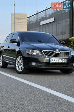 Лифтбек Skoda Superb 2013 в Киеве