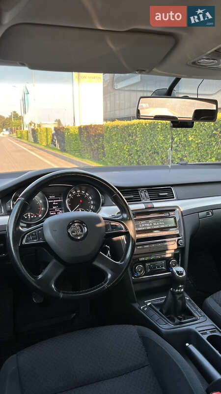 Лифтбек Skoda Superb 2013 в Киеве