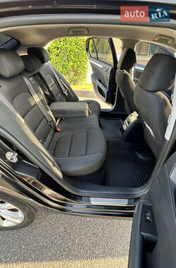 Лифтбек Skoda Superb 2013 в 