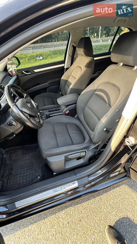 Лифтбек Skoda Superb 2013 в Киеве
