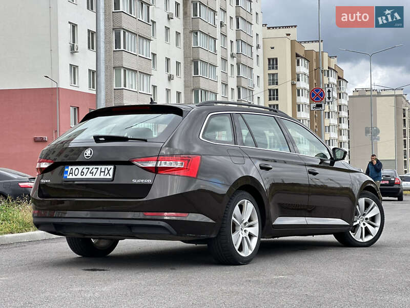 Универсал Skoda Superb 2019 в Виннице