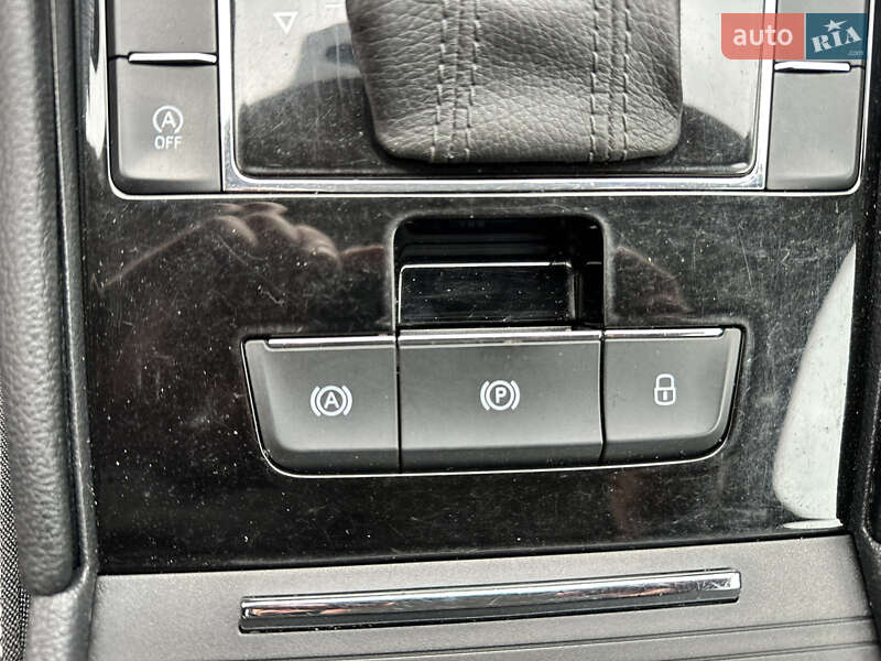 Универсал Skoda Superb 2019 в Виннице